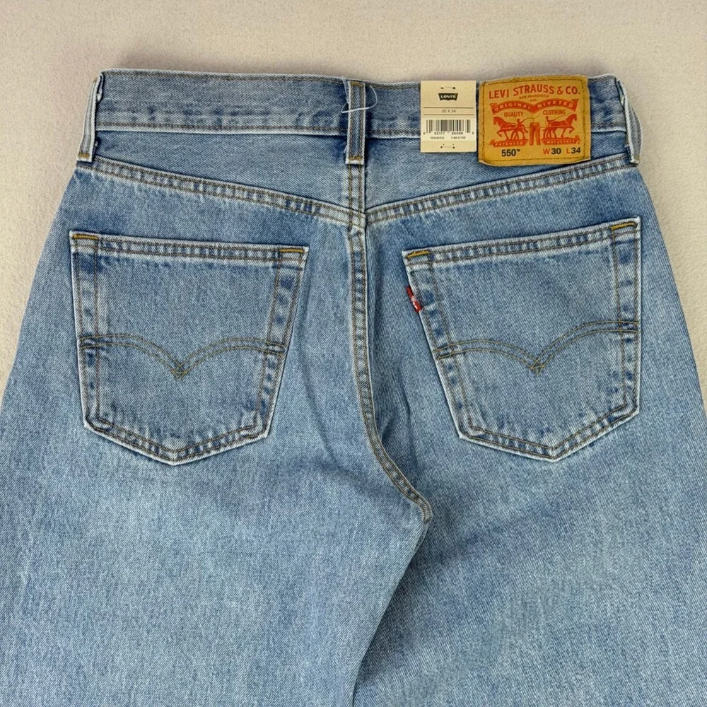 Levi's Jeans 550 Men 30x34 Blue Denim Relaxed Fit Cotton Straight Leg NWT